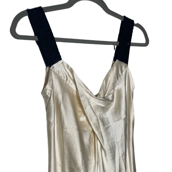 NWT Banana Republic Monogram Collection 100% silk maxi dress. Size 2. - Picture 6 of 13